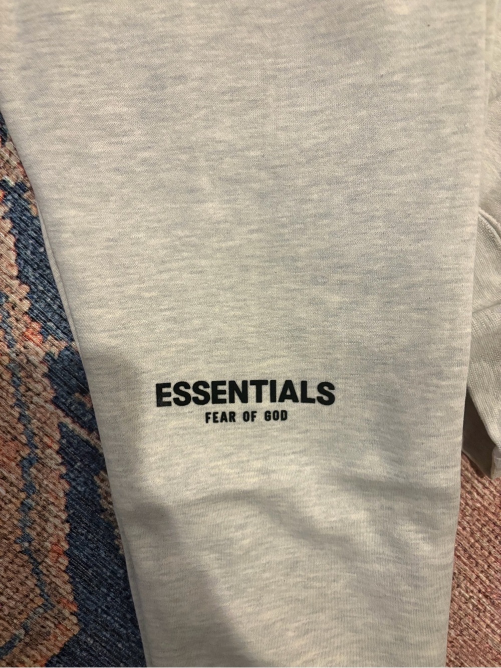 ESSENTIALS Fear of God Light Oatmeal Hoodie & Jogger Set - Picture 4 of 11